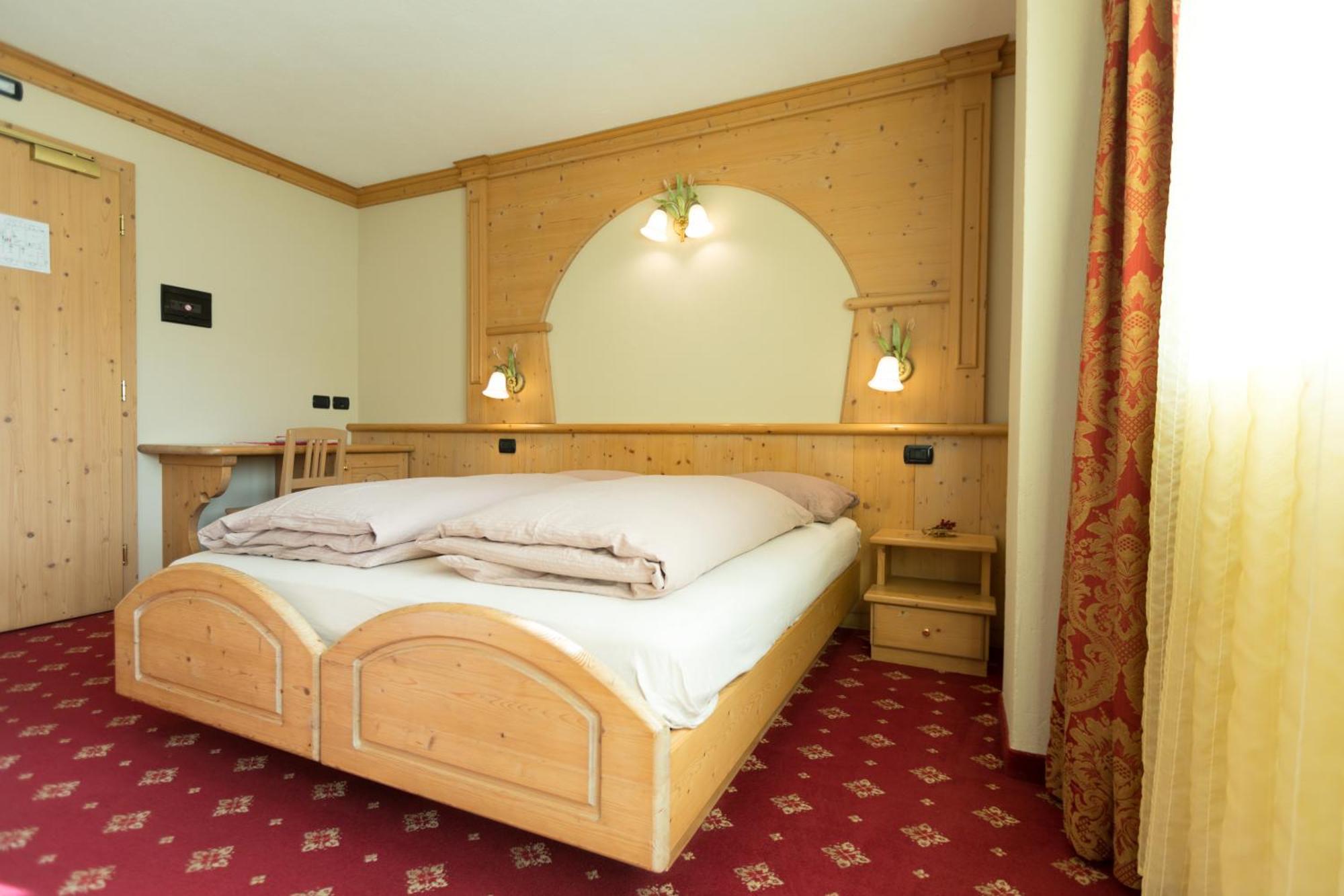Hotel Champagne Livigno Bagian luar foto