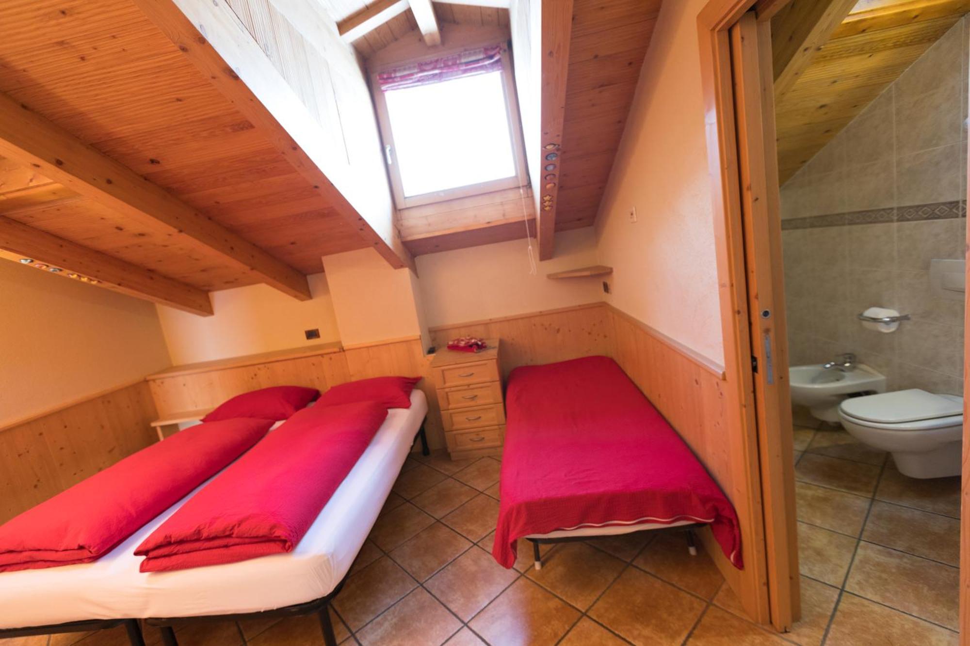 Hotel Champagne Livigno Bagian luar foto