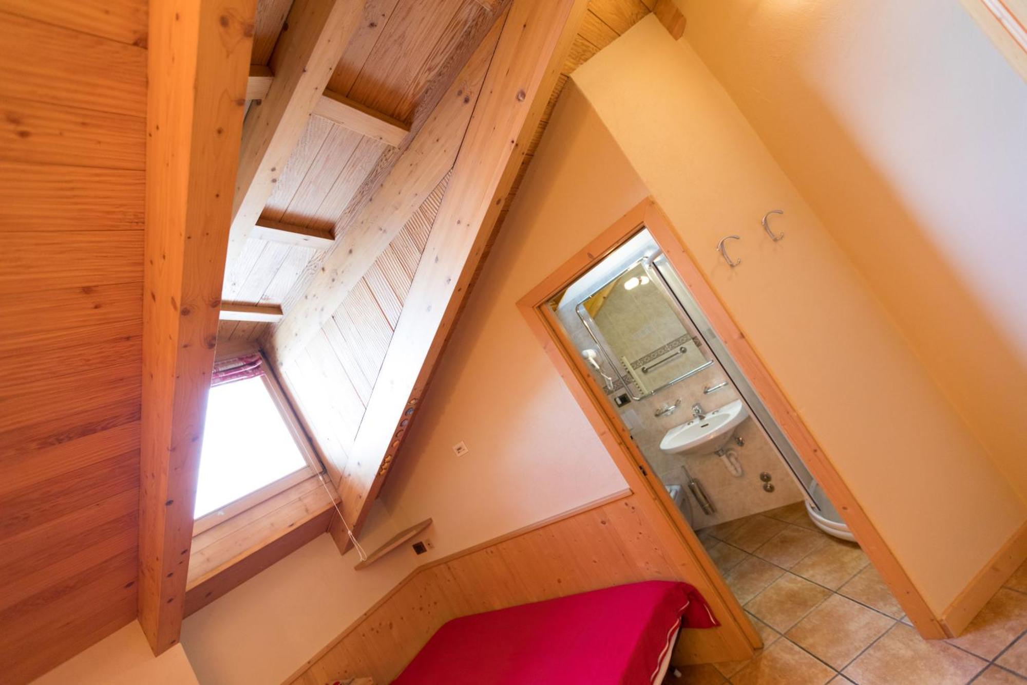 Hotel Champagne Livigno Bagian luar foto