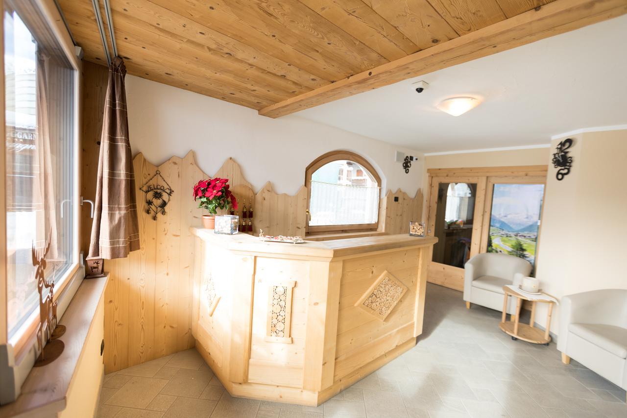 Hotel Champagne Livigno Bagian luar foto