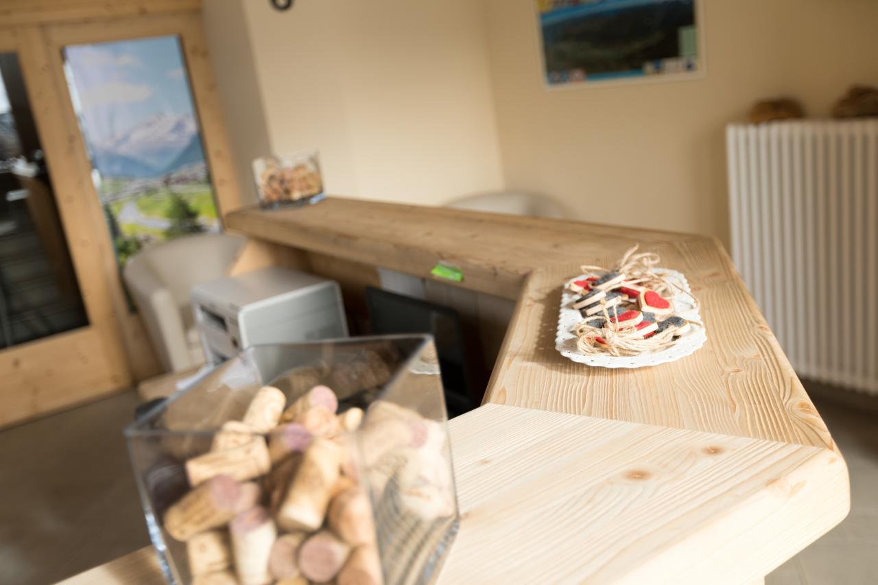 Hotel Champagne Livigno Bagian luar foto