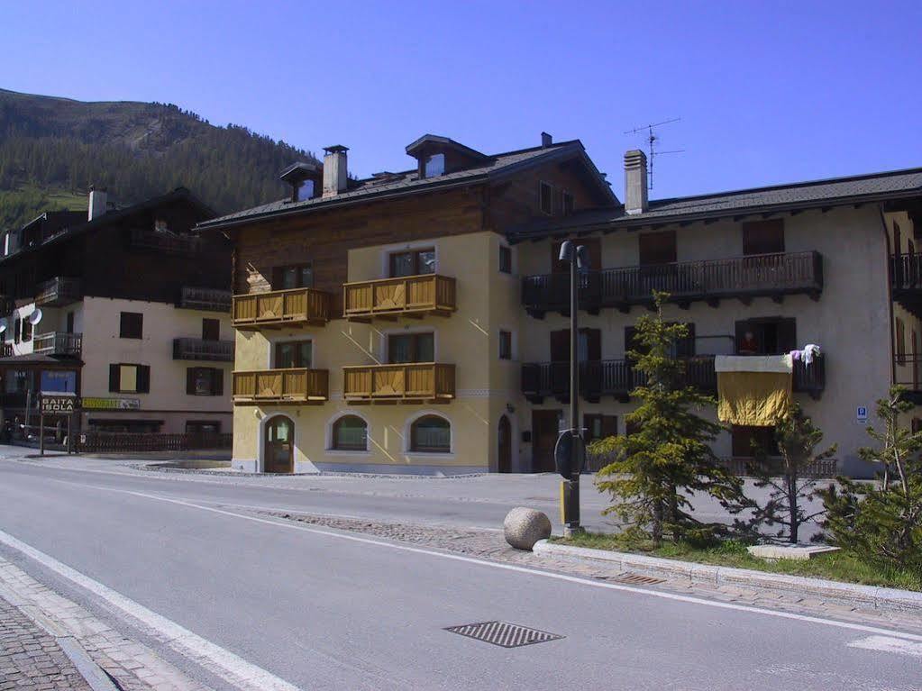 Hotel Champagne Livigno Bagian luar foto